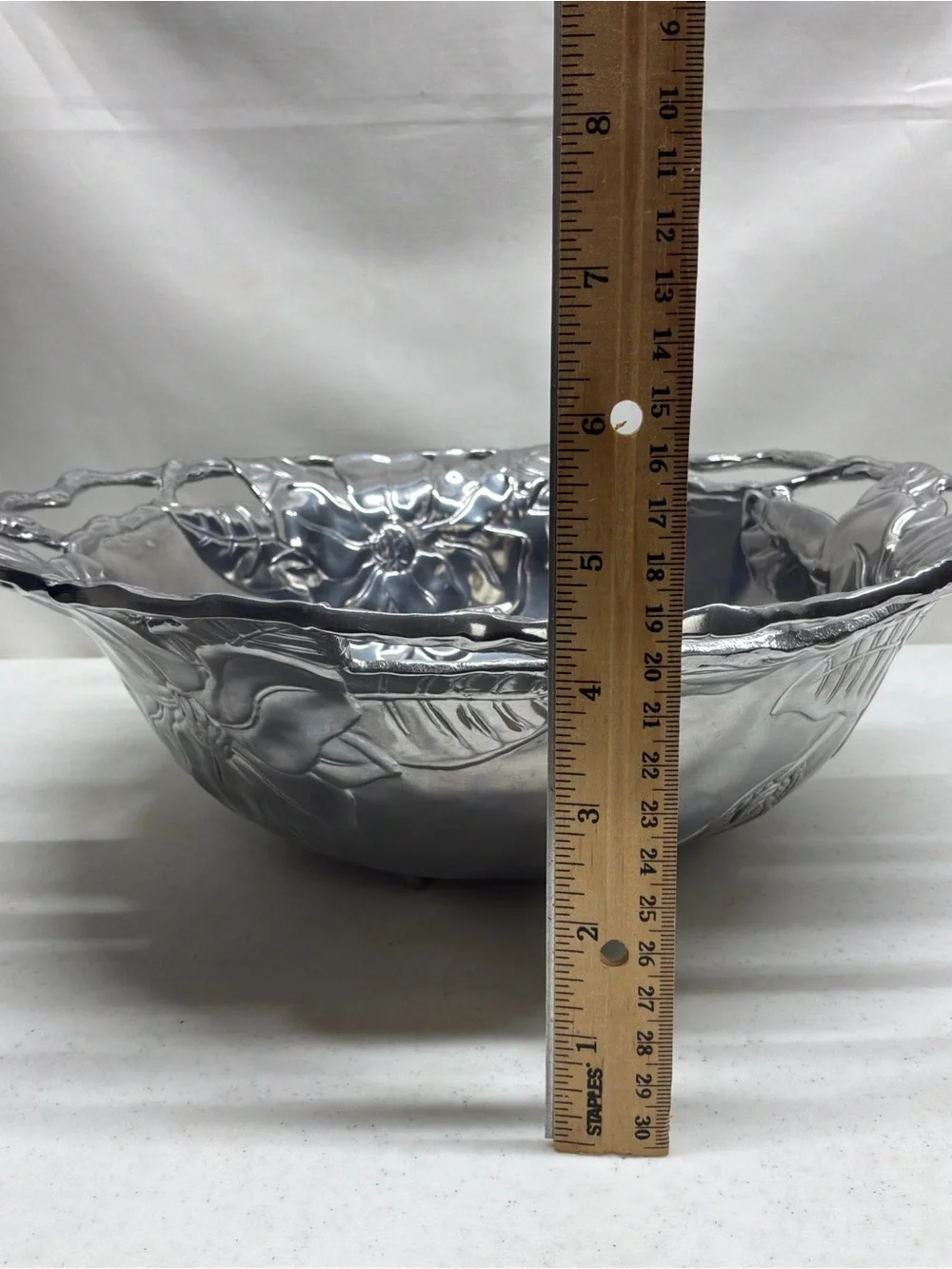 RARE 2001 ARTHUR COURT Magnolia Design Salad  Centerpiece Footed  Bowl Aluminum